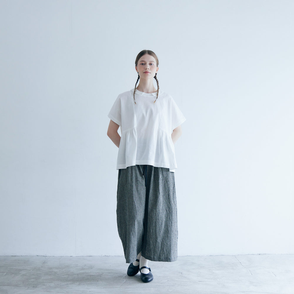 MAGALI 　コットンドビー・ウエストギャザープルオーバー／ホワイト