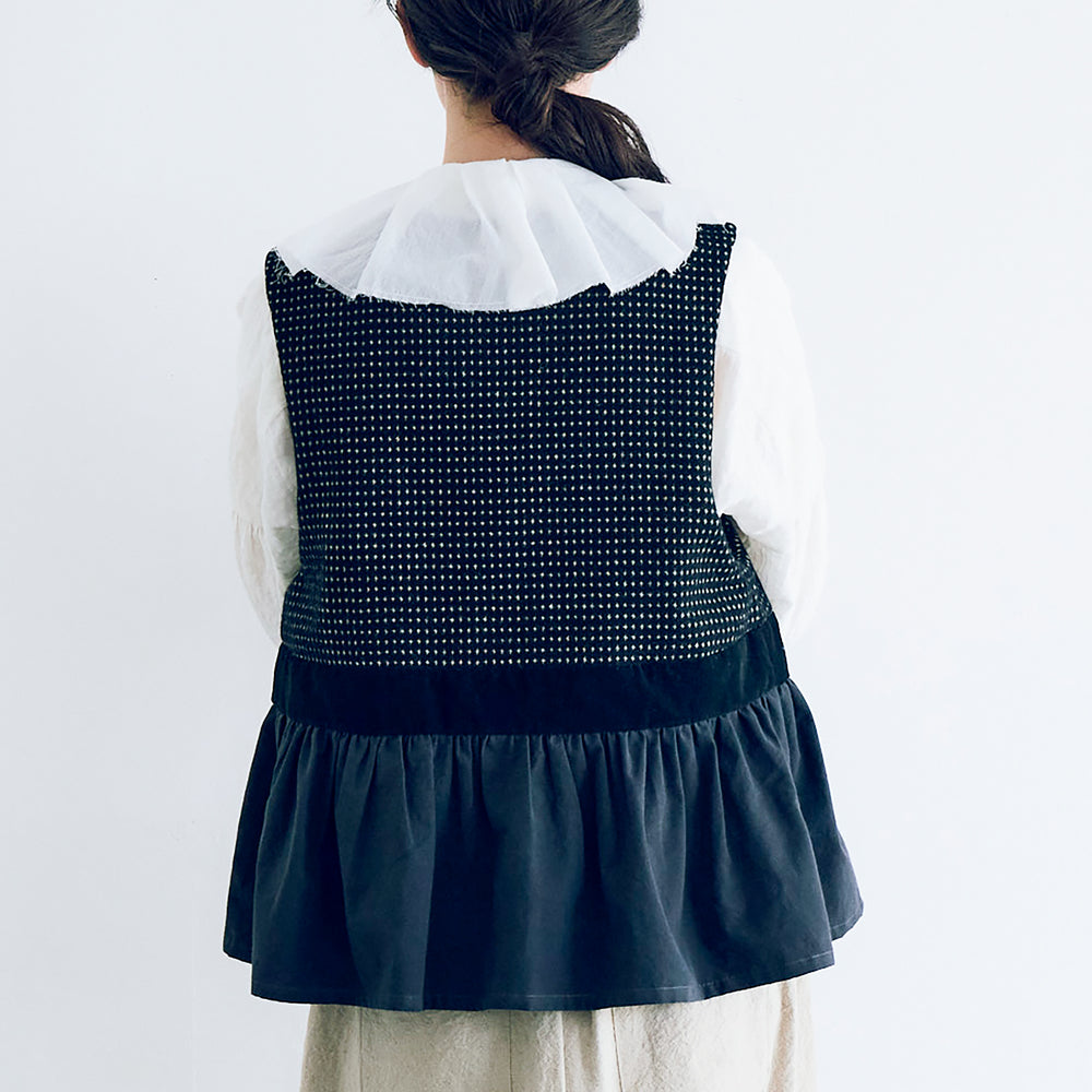 MAGALI ピンドットツイード・ヴィンテージ・ジレ　ブラック