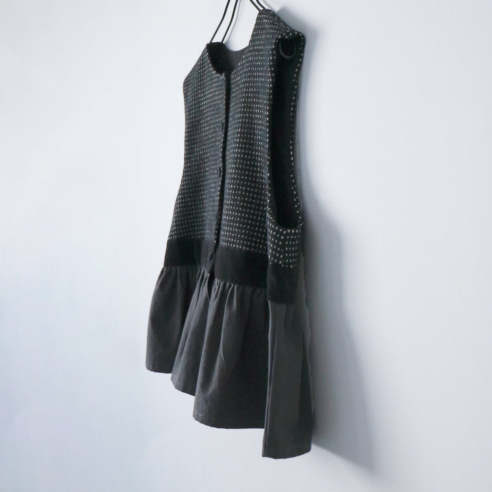 MAGALI ピンドットツイード・ヴィンテージ・ジレ　ブラック